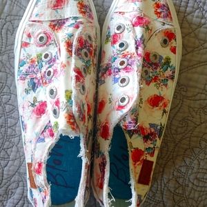 Slip on shoes